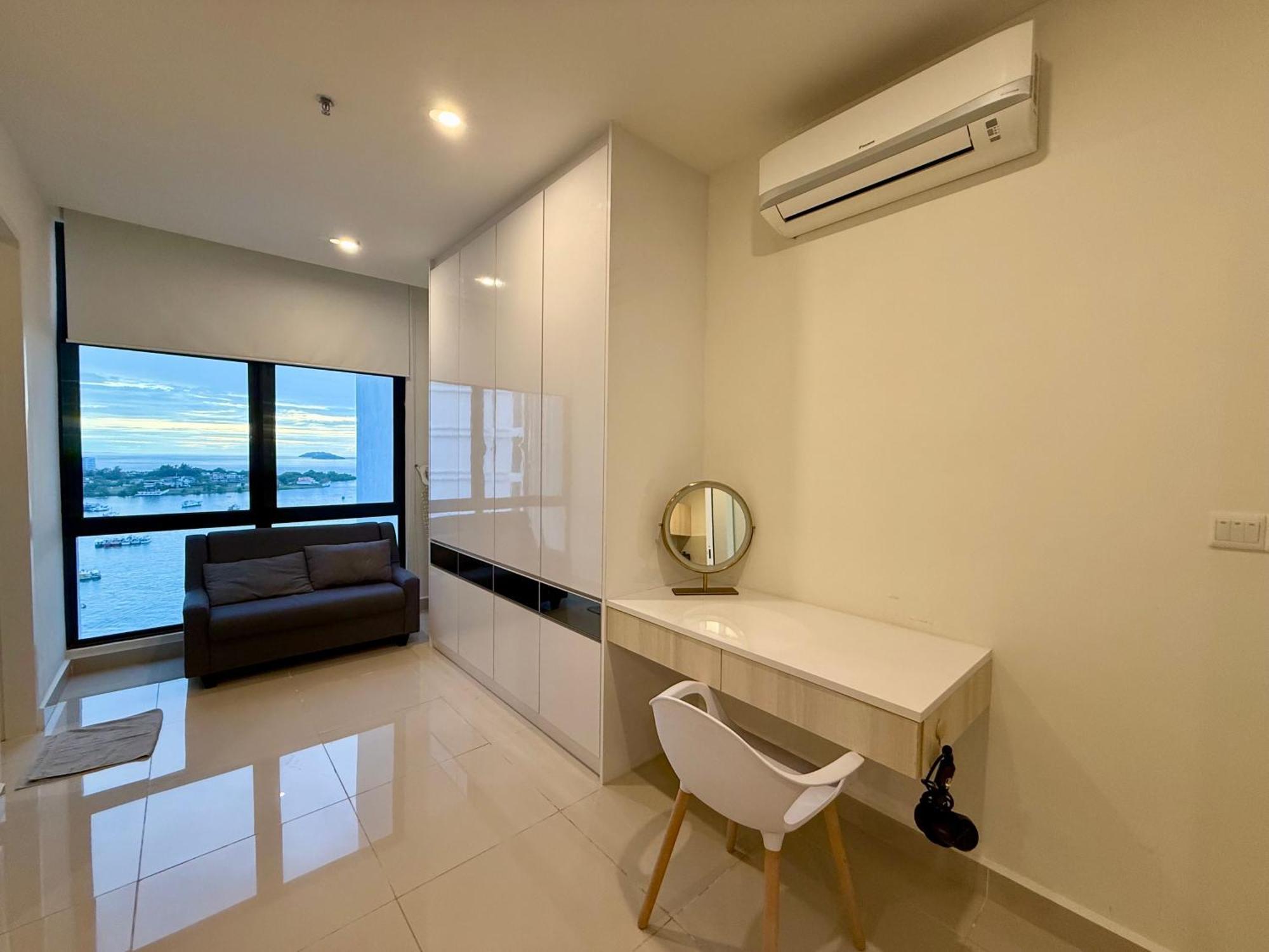 The Shore Executive Suites By Ys Luxury Кота Кинабалу Екстериор снимка