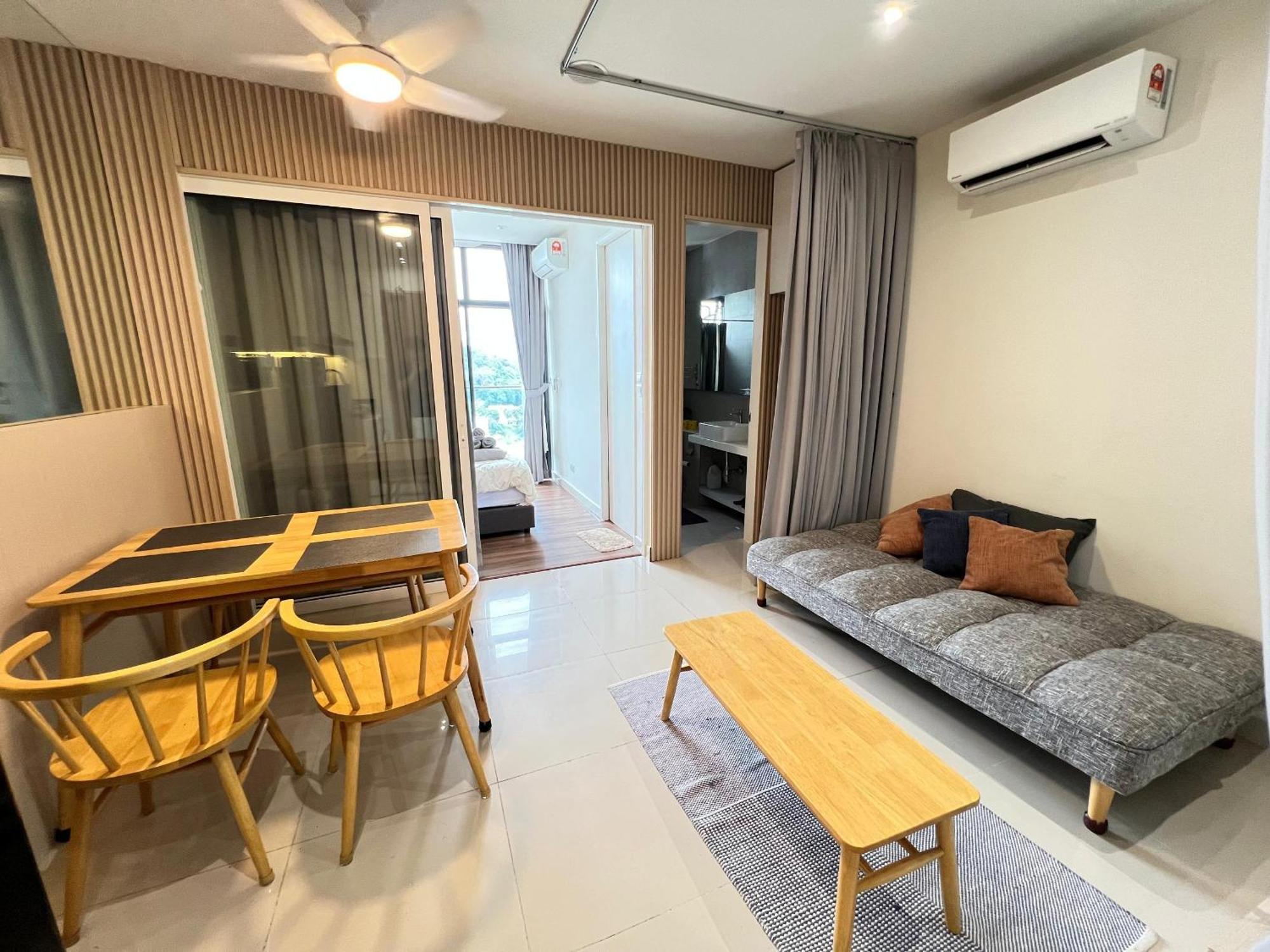 The Shore Executive Suites By Ys Luxury Кота Кинабалу Екстериор снимка